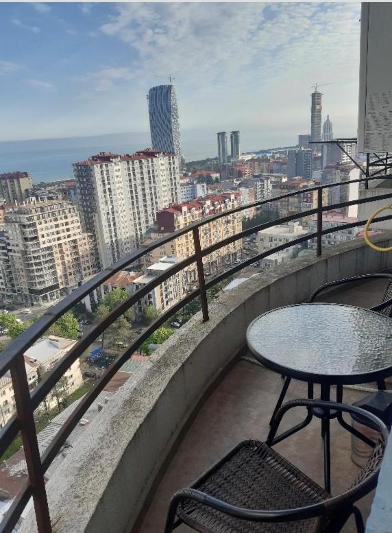 Bn Apartmen'T Apartment Batumi Exterior foto